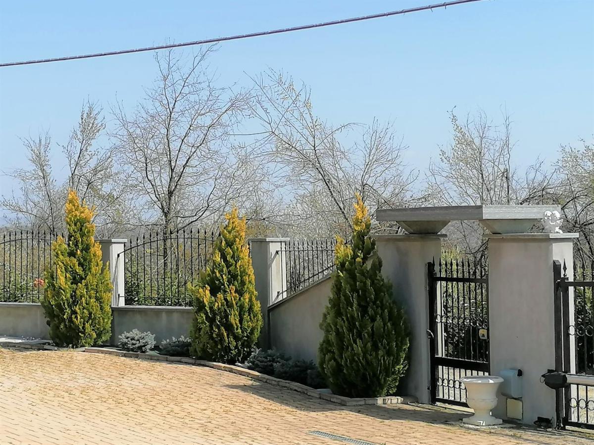 Appartamento Elena Fossano Exterior foto